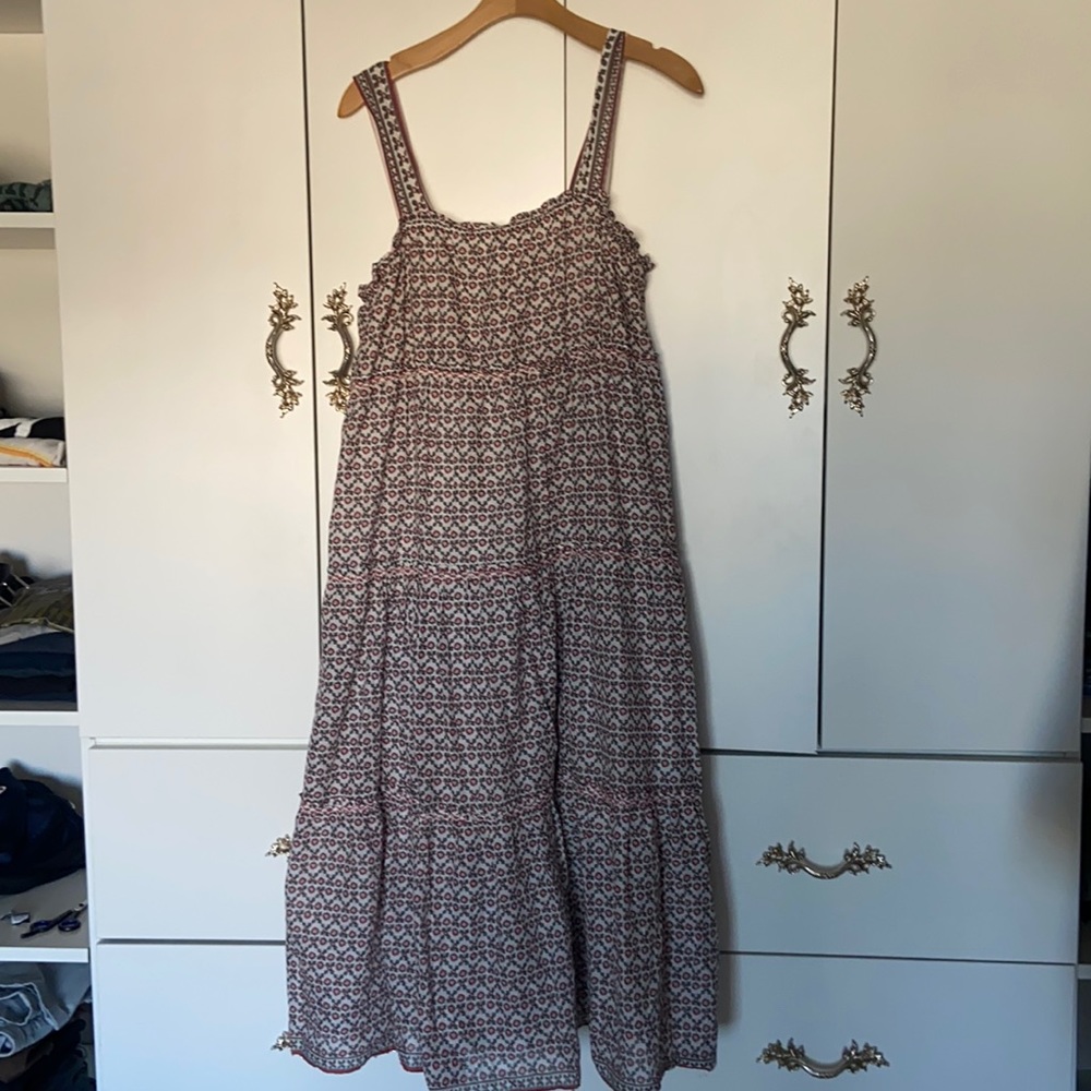 So cute! Floral midi dress! Summer beach!